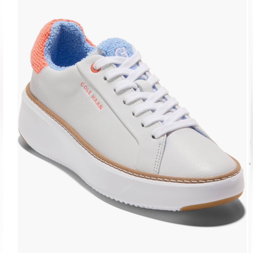 Cole Haan
GrandPro Topspin Platform
Sneaker